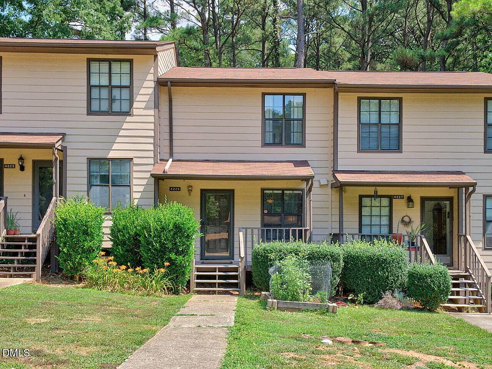 1st image of 4225 The Oaks Dr