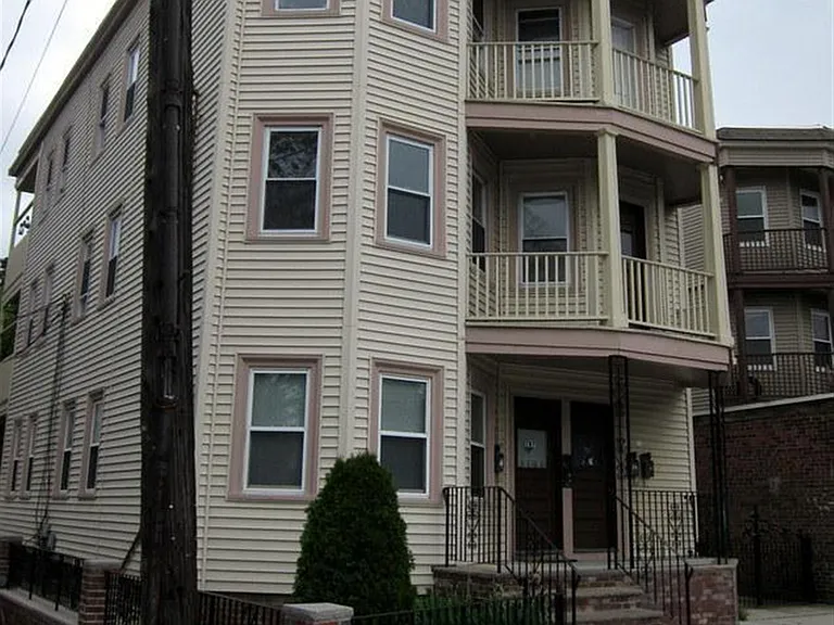 741 Somerville Ave #1 — Photo 7