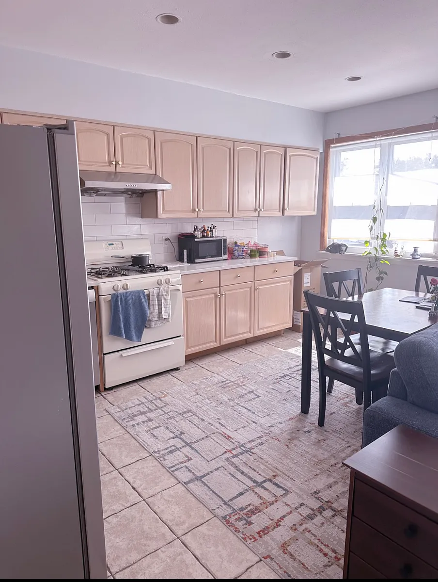 Building Photo - 86 Avenue S #3