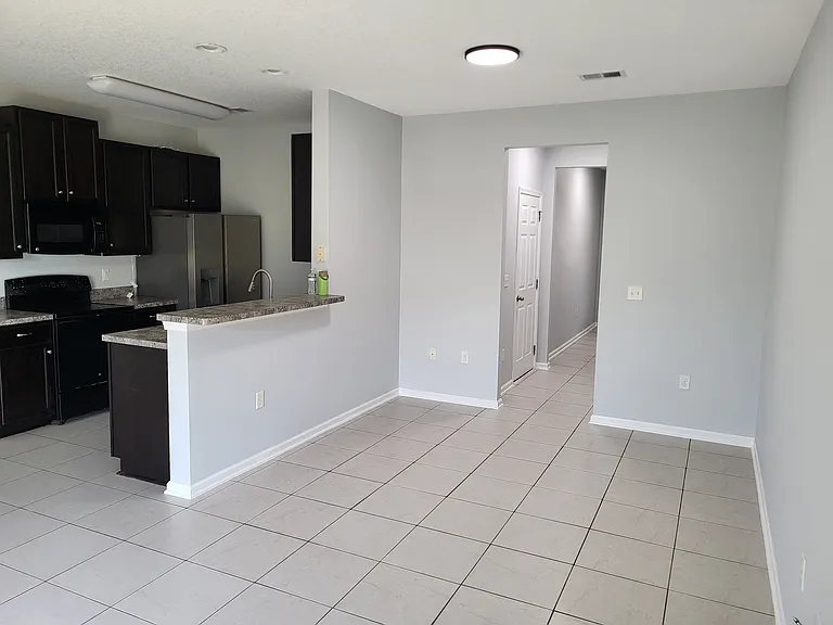 83 Moultrie Village Ln — Photo 7