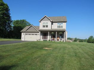 27 Fox Farm Rd, Peru, NY 12972