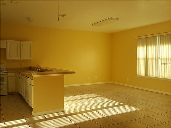 3rd image of 341 N Hillside Ave