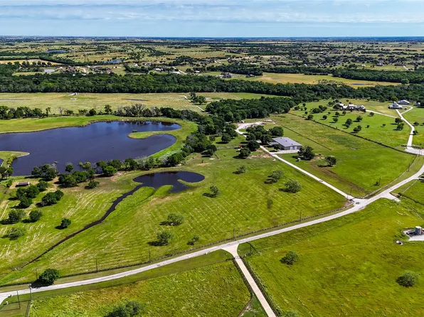 12280 Madison Ln, Justin, TX 76247