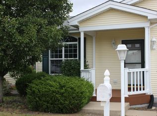 215 Rodeo Dr, Grayslake, IL 60030