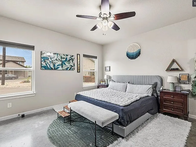 506 Burleson Blvd — Photo 14