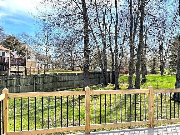 4th image of 1429 Gumbert Dr