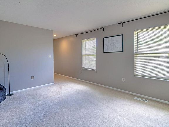 3rd image of 5862 Forge Bridge Dr