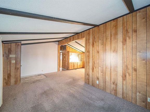 5th image of 9135 W Yellowstone Ave