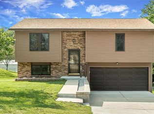 721 Lincoln Dr, Imperial, MO 63052