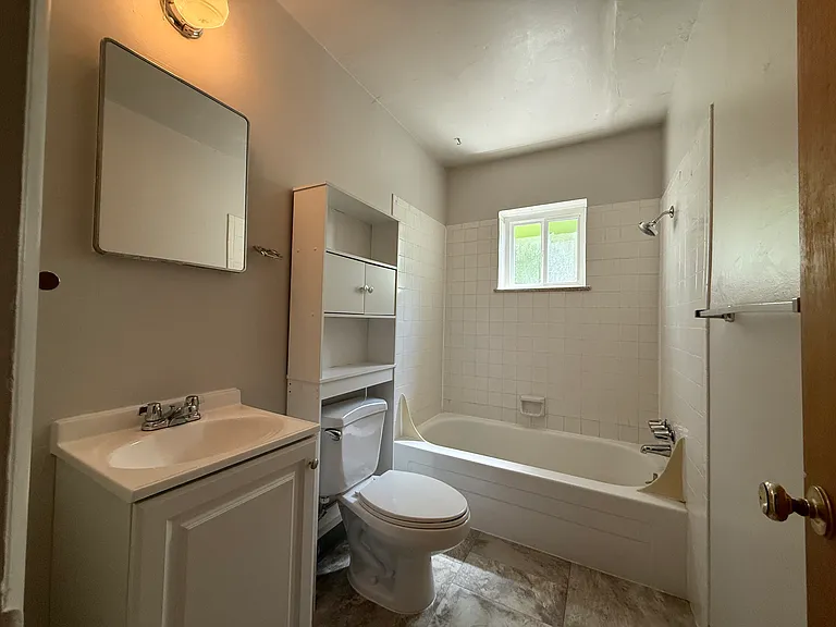1855 Goss St #1 — Photo 5