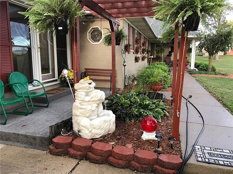 2nd image of 7582 W State Road 252