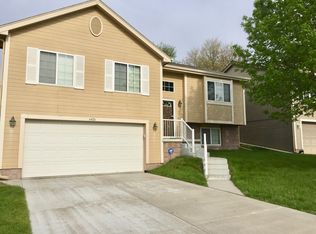 6426 N 149th Ave, Omaha, NE 68116