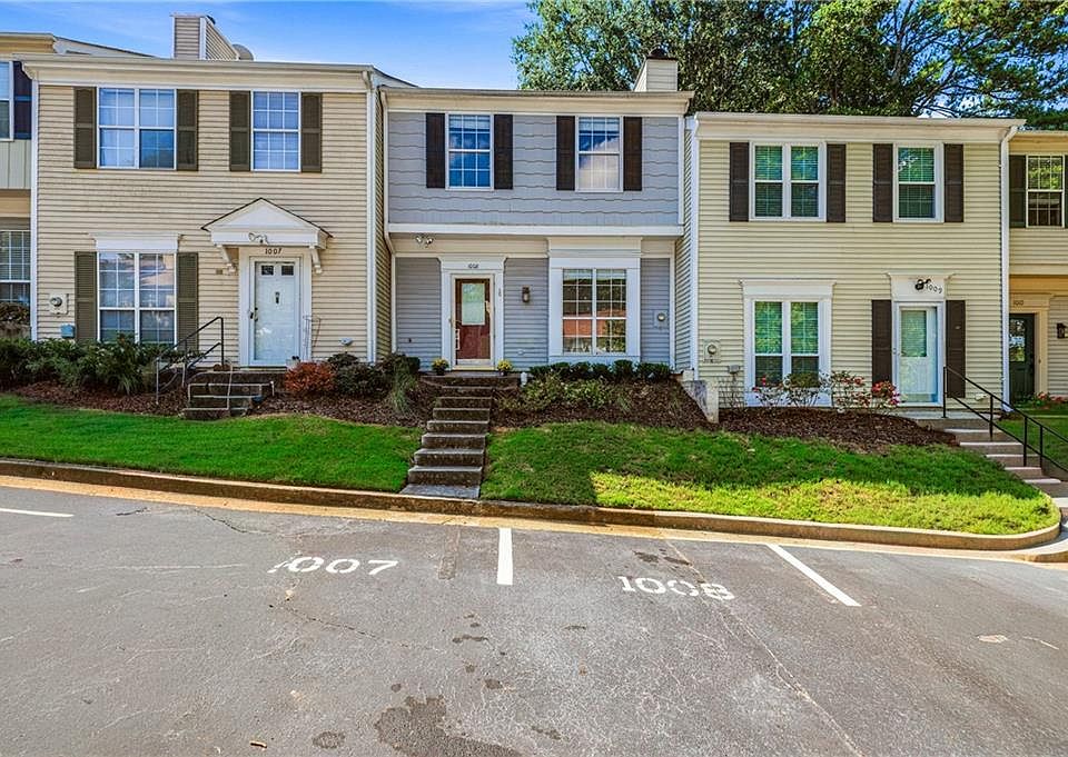 1st image of 1008 Wedgewood Way