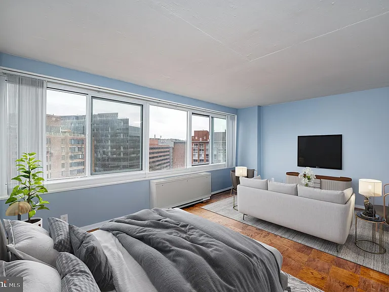 1330 New Hampshire Ave NW #902 — Photo 1