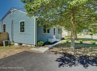 51 2nd Bayway, Toms River, NJ 08753