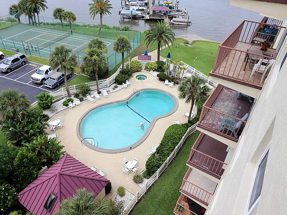 2nd image of 100 Silver Beach Ave APT 824