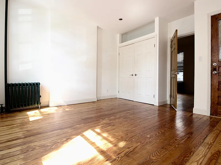 2021 Woodbine St #2FLL — Photo 12