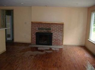 3818 Woods Rd, Harrison, MI 48625