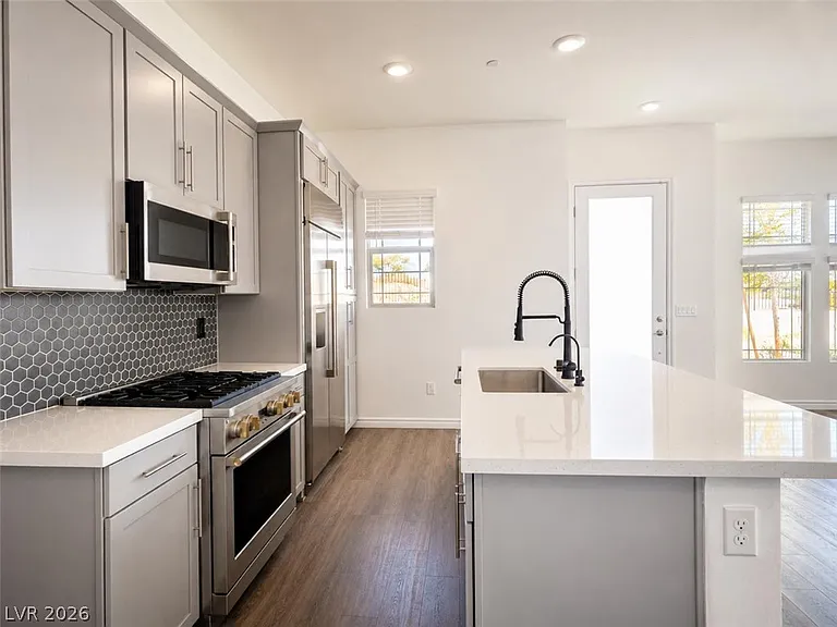 12524 Primrose Grove Ln — Photo 6