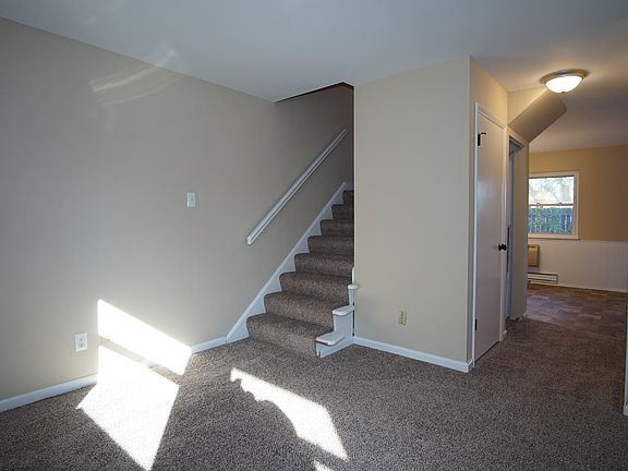 5th image of 7756 Hazelcrest Dr