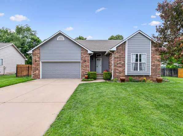 2165 N Pico Ct, El Dorado, KS 67042