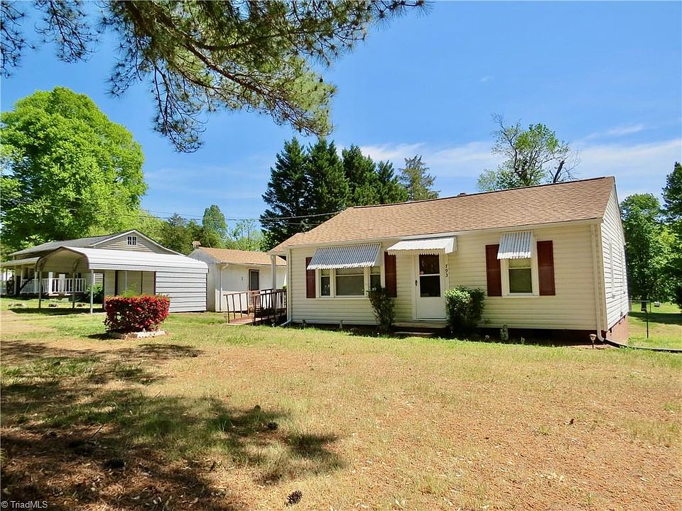 1st image of 793 Wolf Island Rd