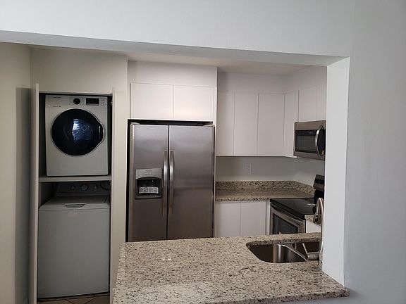 5th image of 341 W Park Dr APT 204