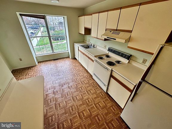 4th image of 138 Cedar Ct