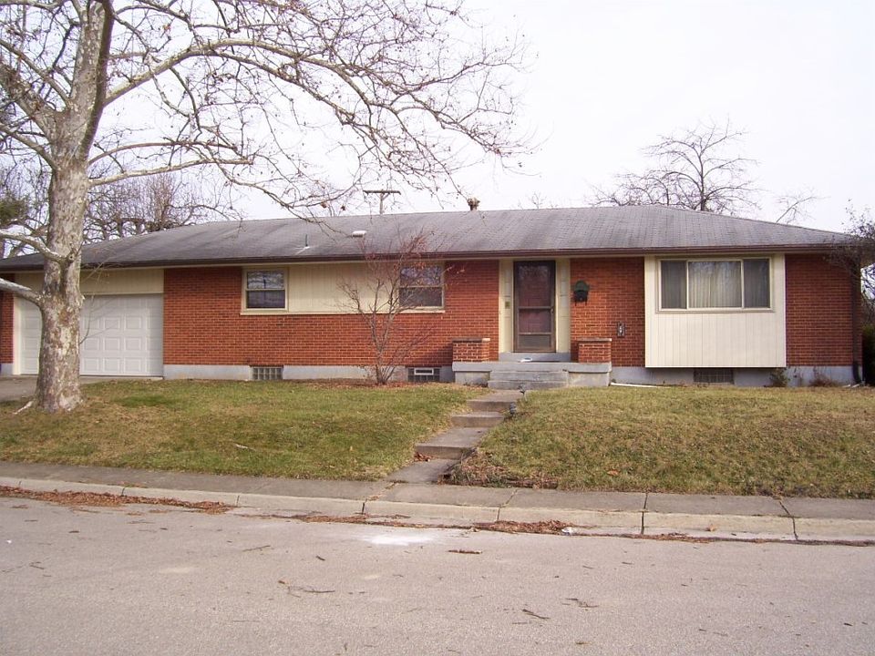 2nd image of 400 Blairwood Dr