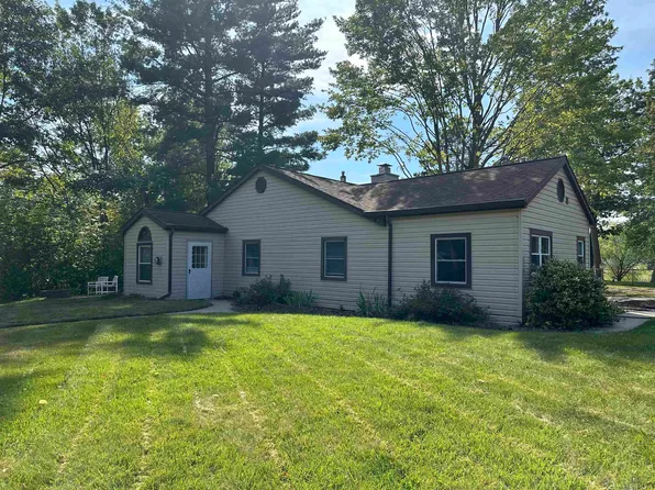 4307 Charlebois Dr, Beaverton, MI 48612