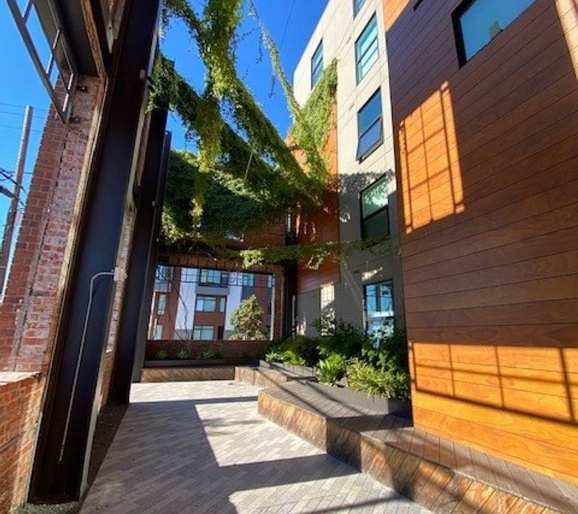 1st image of 815 Tennessee St #312