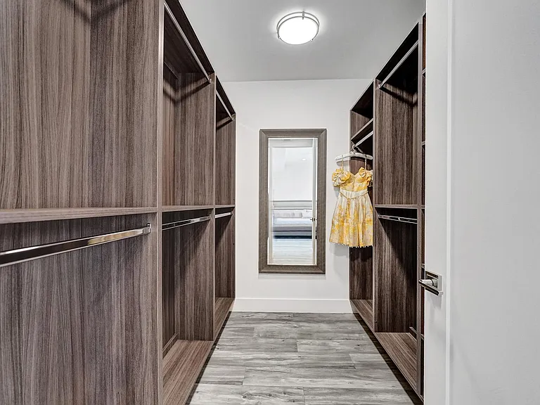 340 Balboa St — Photo 6