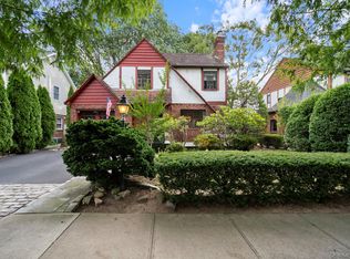 304 Kilburn Rd S, Garden City, NY 11530