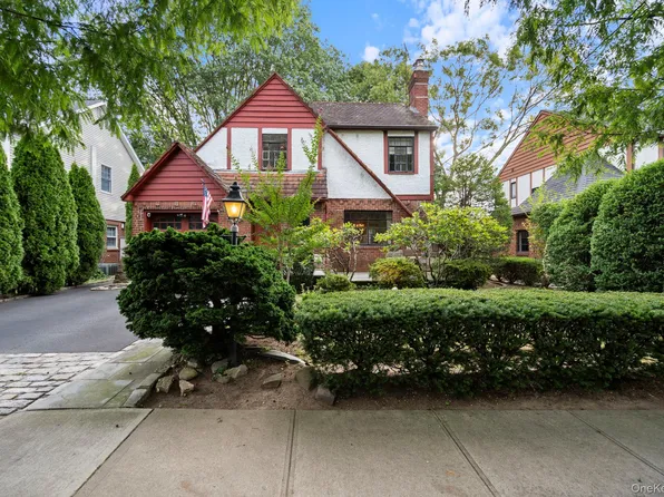 304 Kilburn Road S, Garden City, NY 11530