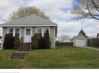 12 Warren Ave, Lewiston, ME 04240
