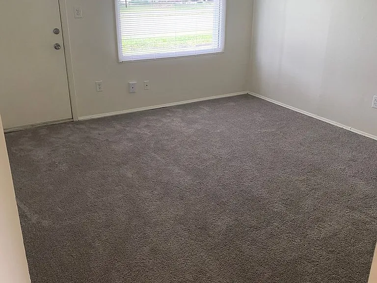 4144 Airport Rd — Photo 3