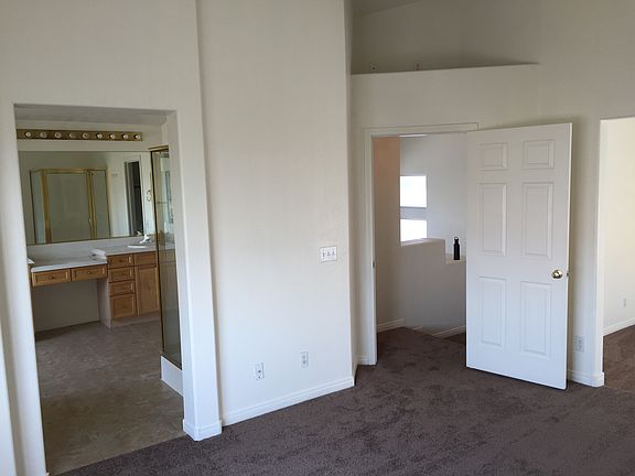 3rd image of 8409 Antique Cameo Ave