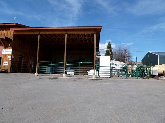 4th image of 21475 State Highway 131