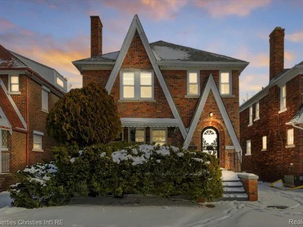 17600 Santa Barbara Dr, Detroit, MI 48221