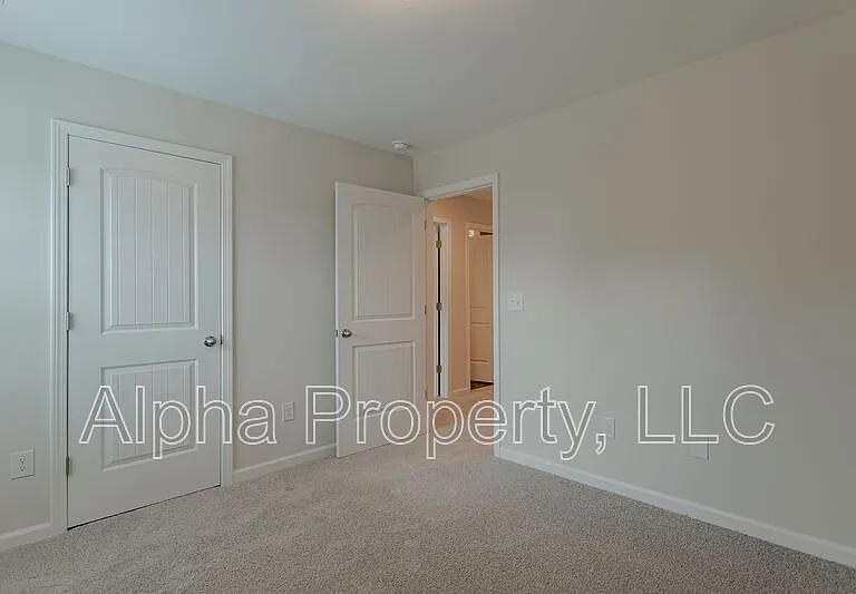 8 Sabine Leaf Ct — Photo 12