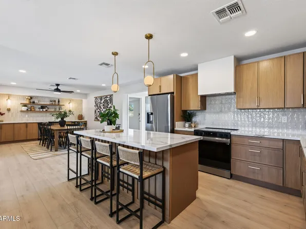 6807 E PORTLAND Street, Scottsdale, AZ 85257