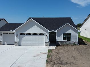 1610 W Appleton St, Valley Center, KS 67147