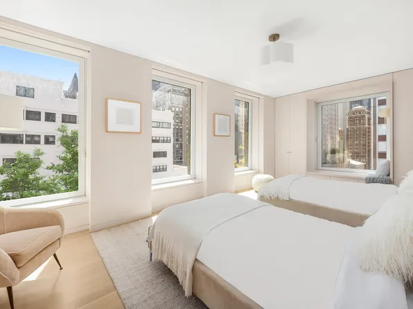 37 Warren Street image 15 of 20