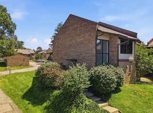 39 Stillmeadow Dr, Cincinnati, OH 45245