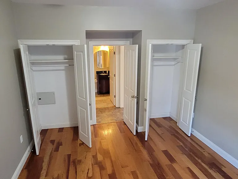 MIDDLE BEDROOM CLOSETS