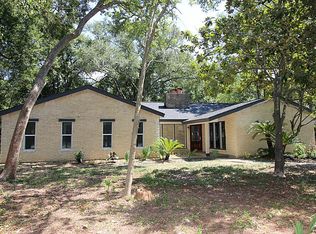 302 Lakeshore Dr, Seabrook, TX 77586