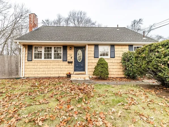 566 Court St, Brockton, MA 02302