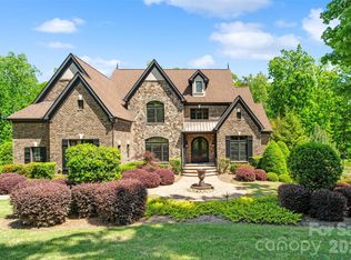 733 Fawns Glen Pl, Lake Wylie, SC 29710