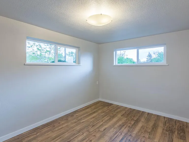 3746 Vance St — Photo 10