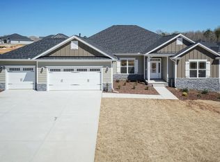 563 Glenkirk Pl #104, Garner, NC 27529
